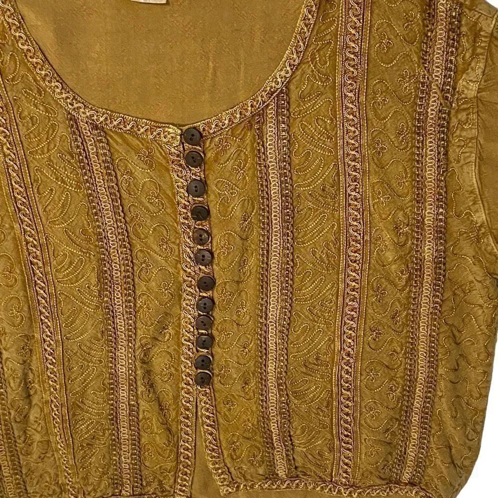 Vintage Handkerchief Netted Button Down Embroidered Boho Blouse - Picture 9 of 9